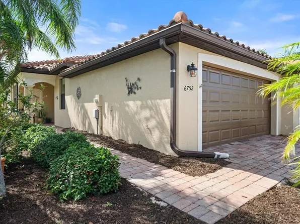 6752 Willowshire Way, Bradenton, FL 34212