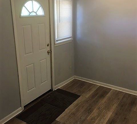 Front door breeze way