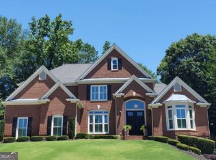 825 Lake Manor Close, Johns Creek, GA 30022