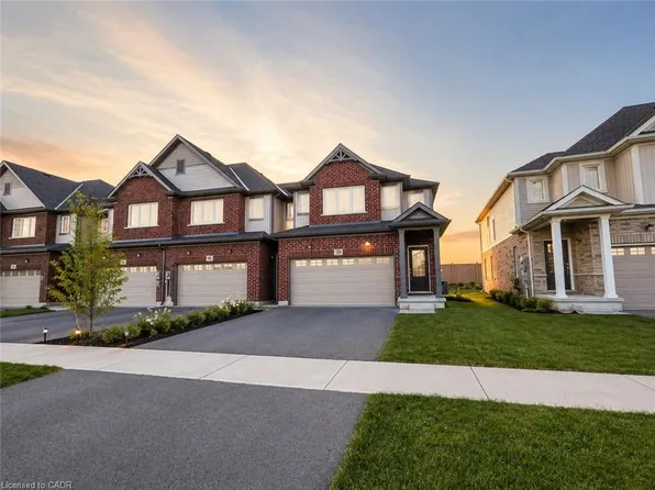 95 Bur Oak Dr, Thorold, ON L2V 0L8