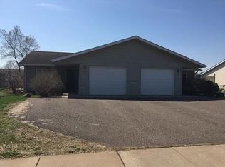 3305 Sundet Rd, Eau Claire, WI 54703