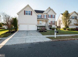 614 Bainbridge Dr, Mullica Hill, NJ 08062