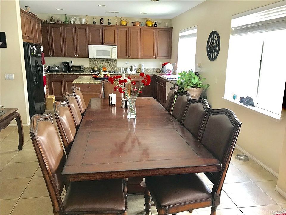 2nd image of 25219 Huston St