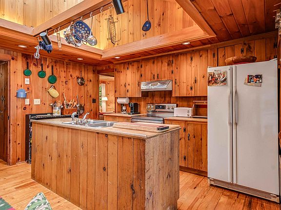 23rd image of 157 Pilothouse Road