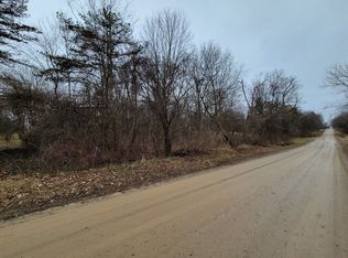 24 Cliff Dr, Lapeer, MI 48446