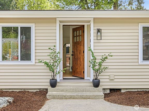 4th image of 7702 54th Avenue NW