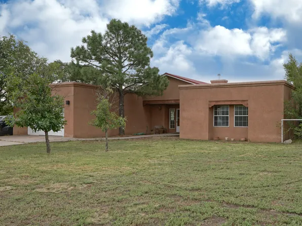 244 Dinkle Rd, Edgewood, NM 87015