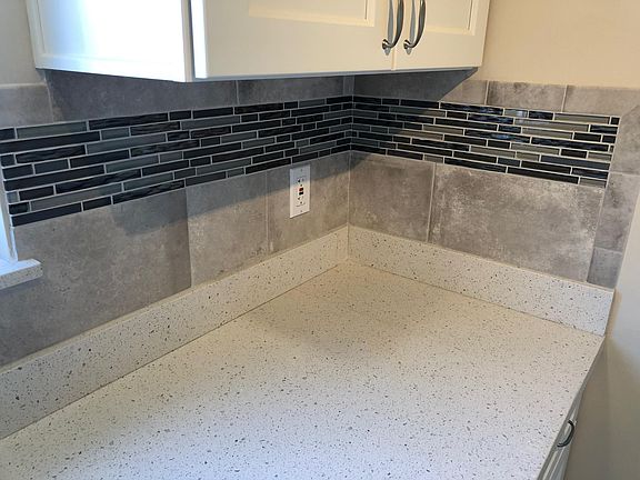 2nd image of 5014 44th Ave NE APT 3