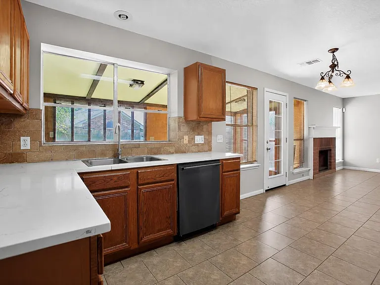 20615 Valley Wells Dr — Photo 16
