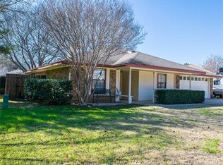 3806 Waterford Way, Denton, TX 76210