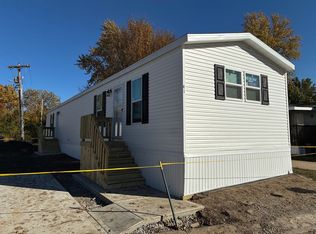41 Iris Ln, Belton, MO 64012