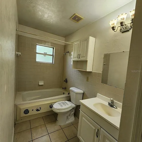 2831 NE 17th Dr — Photo 13