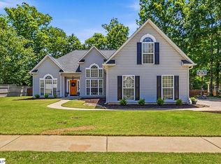 825 Brielle Ct, Simpsonville, SC 29681