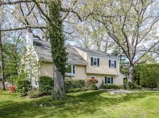 8 Sharon Ln, Rye, NY 10580