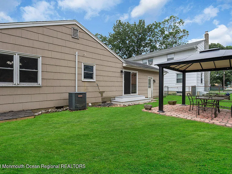 802 Laura Herbert Dr — Photo 27