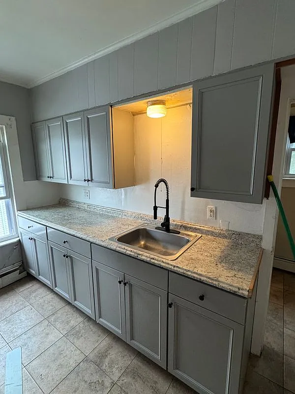 2 bed, 1.0 bath, 854 sqft, $1,600 — Photo 4