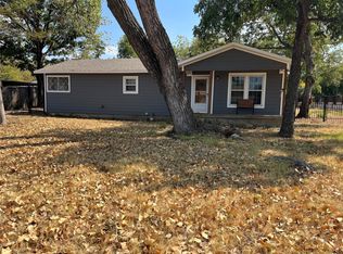 721 Race St, Crowley, TX 76036