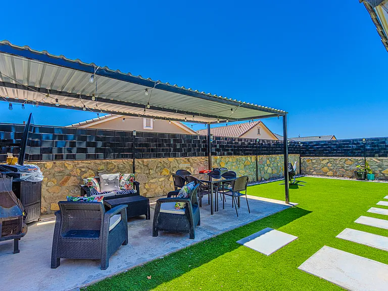 13816 Paseo Celeste Dr — Photo 24