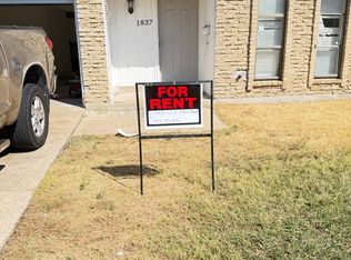 1837 Mill Pond Rd, Garland, TX 75044