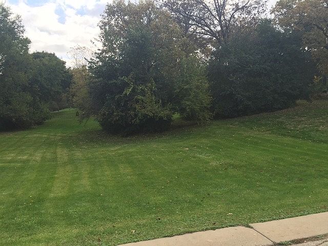 1st image of 10 Victoria Ln