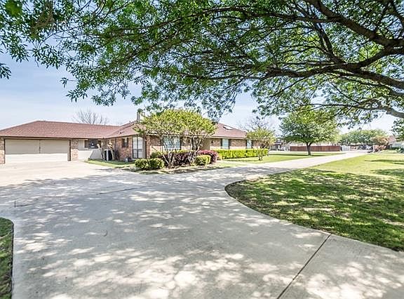 3rd image of 10570 Rose Garden Ct