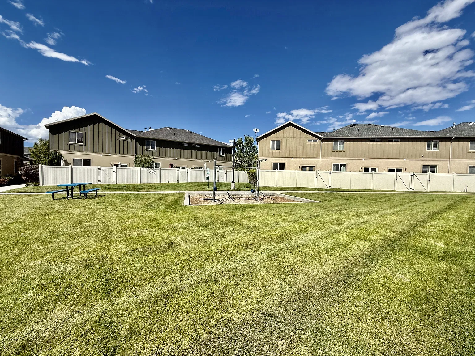 6928 Village River Lane - 1 — Photo 4