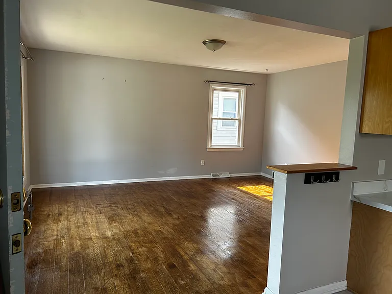 23812 Knickerbocker Rd — Photo 18