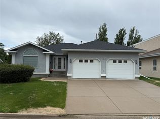 708 Adamson Cres, Shellbrook, SK S0J2E0