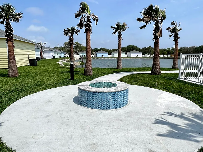 109 Mirage Ln — Photo 14