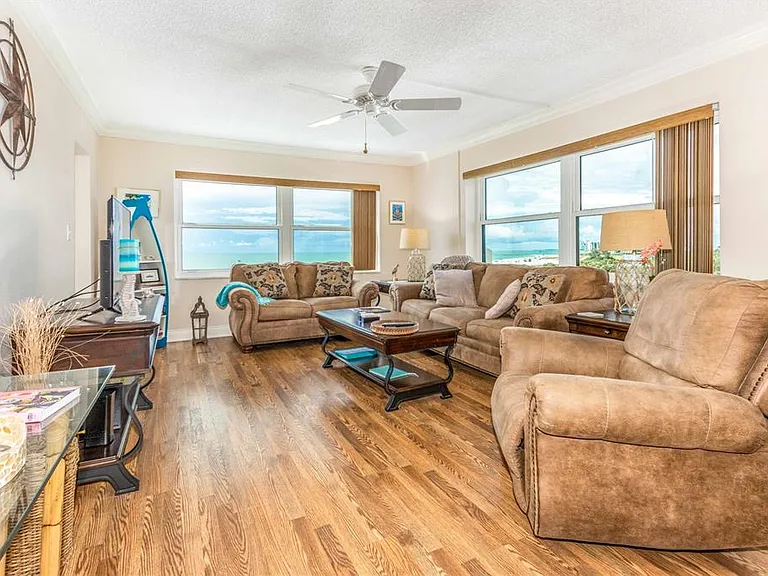 1270 Gulf Blvd #708 — Photo 4