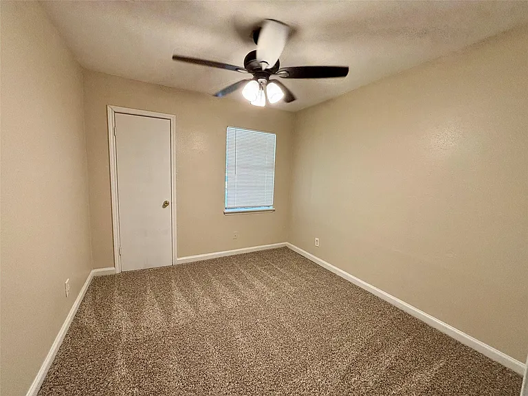 4110 Knotty Oaks Trl — Photo 11