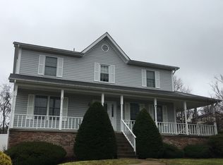 114 Rizzi Dr, Irwin, PA 15642