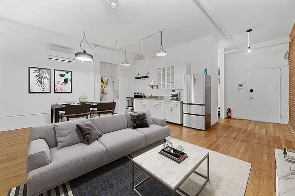 Rented by REAL New York | media 8
