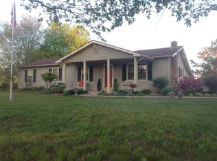 738 N Military St, Loretto, TN 38469