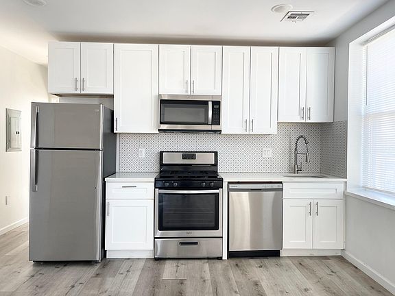 3rd image of 5348 Race St Floor 3
