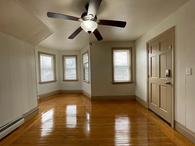 535 Park Ave #2 — Photo 8