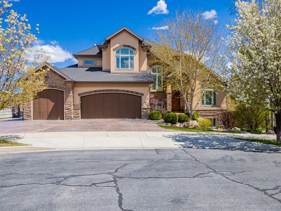 1st image of 1214 W Alta Creek Cir