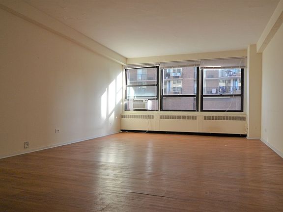 5th image of 4180 N Marine Dr #418-0302