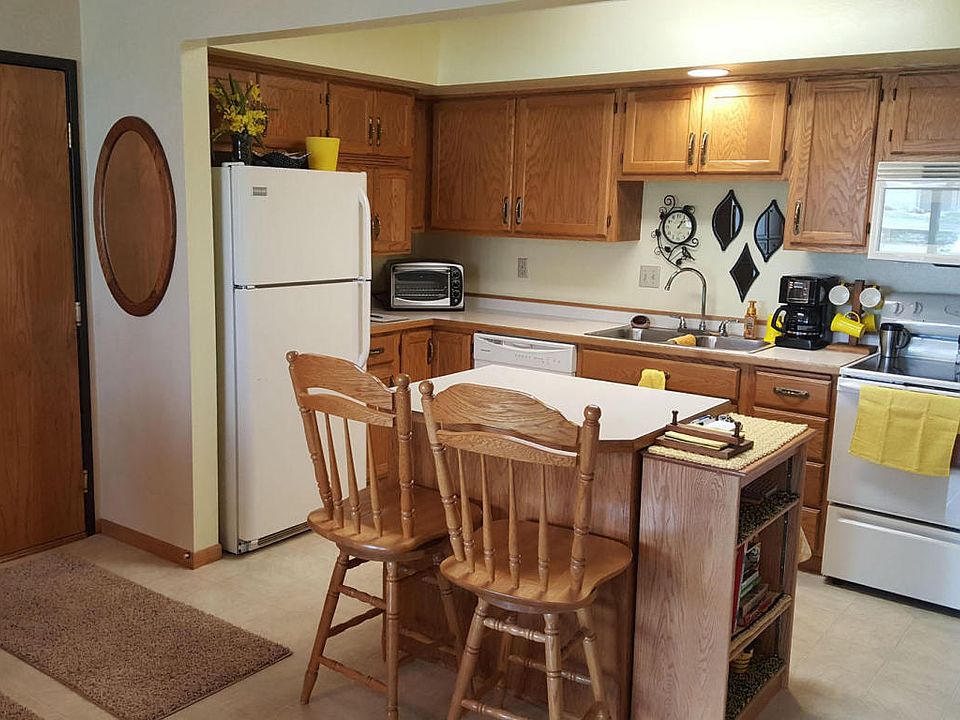 1st image of 1806 Nodaway Dr