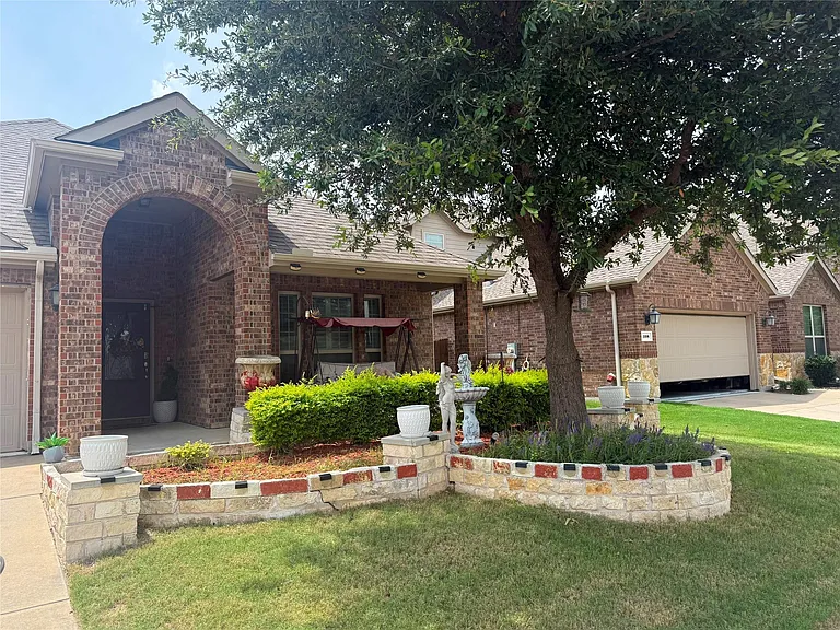 112 Rustic Oak Ln — Photo 5
