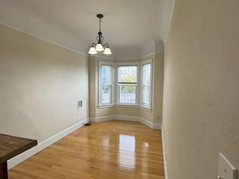 249 Duboce Ave — Photo 5