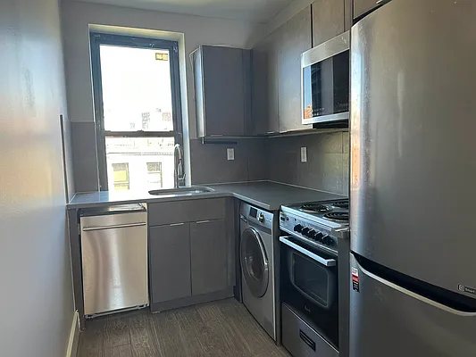 Rented by Premier One Realty LLC | media 1