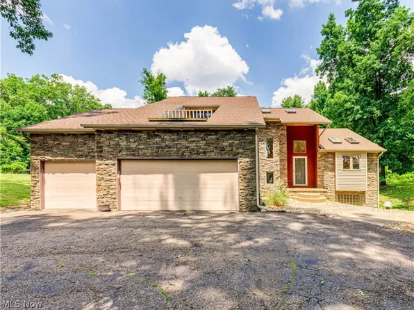 5399 Josephine St NW, North Canton, OH 44720