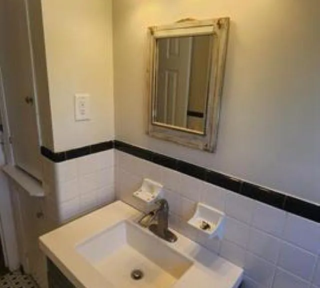 1211 Sunset Ave — Photo 10