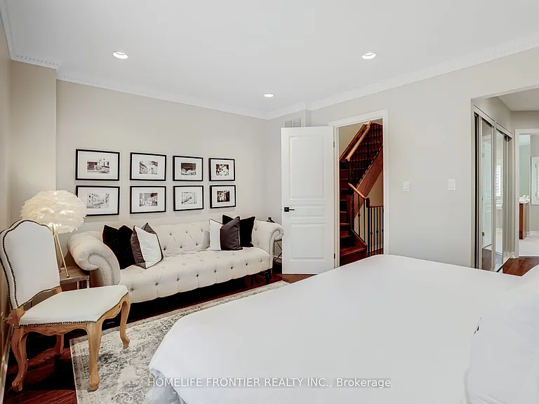 22 Balmoral Ave #4 — Photo 21