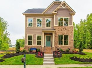 5818 Swift Fox Dr, Moseley, VA 23120