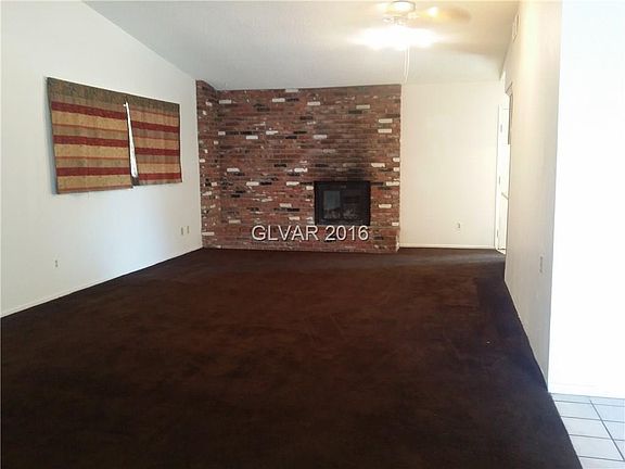 3rd image of 4412 Saint Andrews Cir