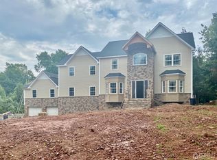 21 Morris Ln, Piscataway, NJ 08854