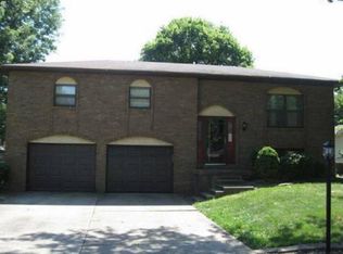 316 El Paso Dr, Belleville, IL 62221
