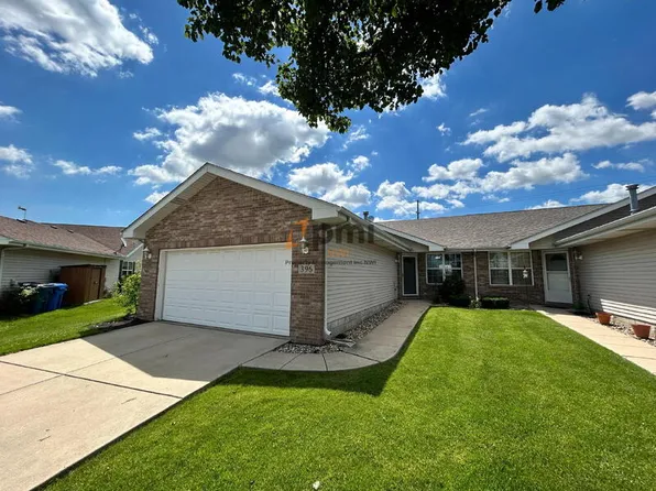 396 Golden Oak Ct, Crown Point, IN 46307